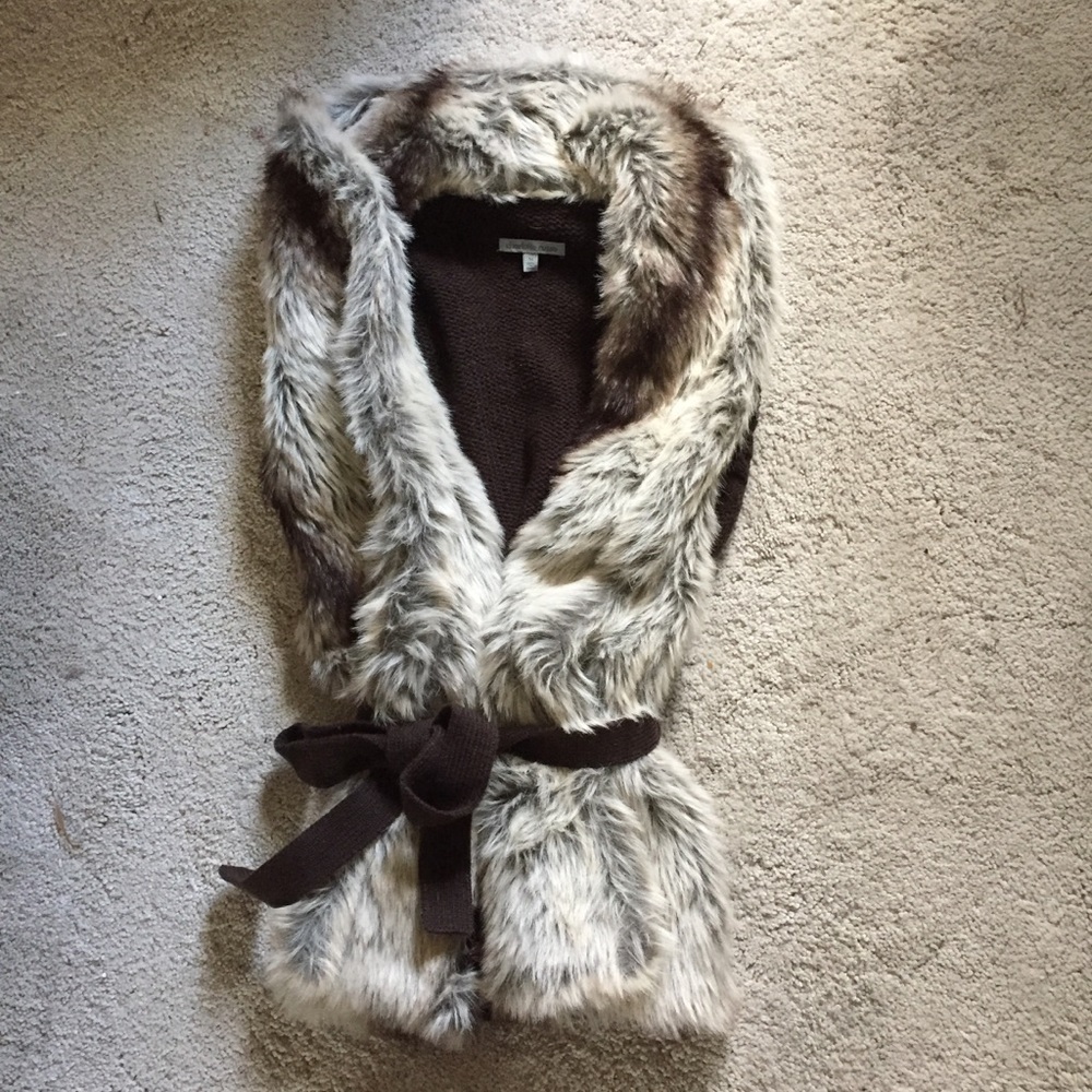 Sleeveless furry vest